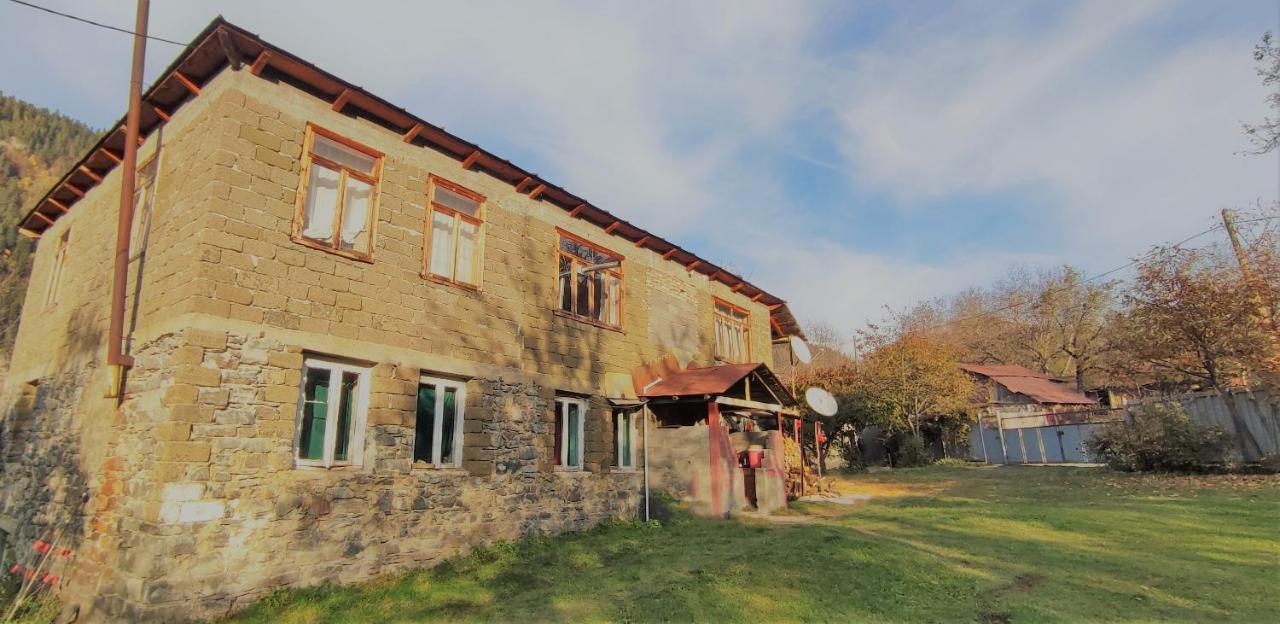 Tsknari Oda Oni Esterno foto