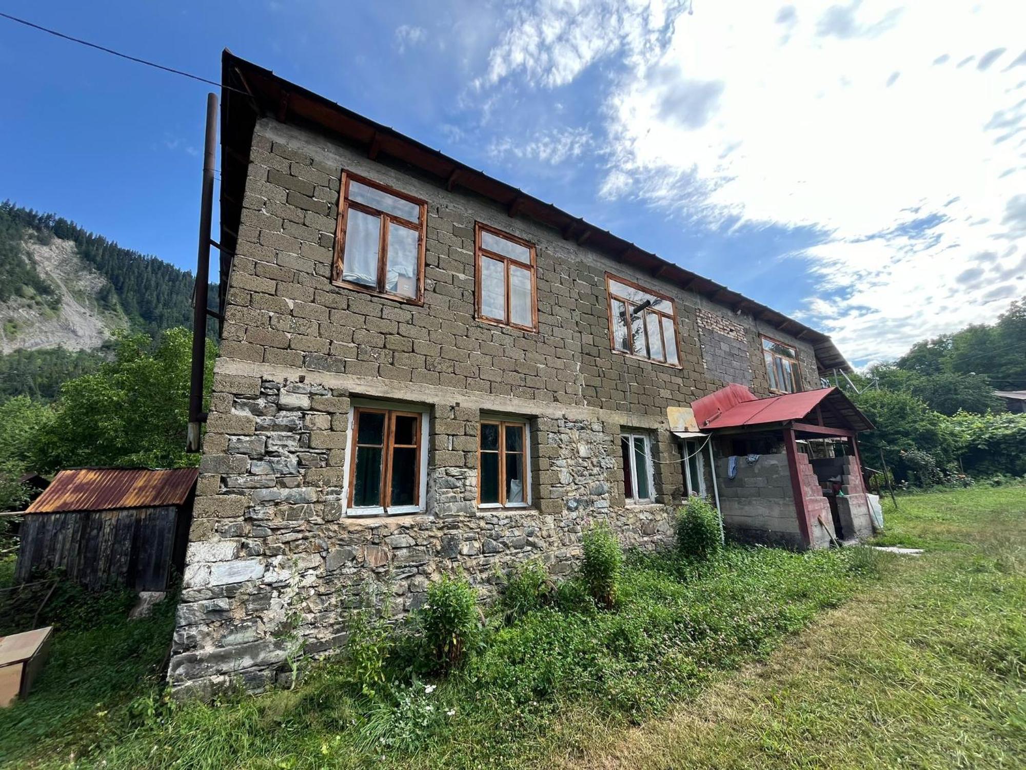 Tsknari Oda Oni Esterno foto